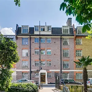 Chelsea & Kensington Apartment London