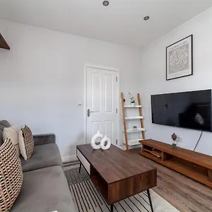 Apartment The Brent Park Collection