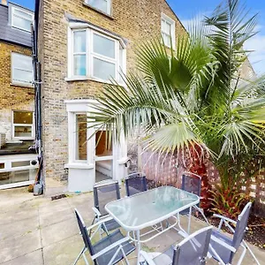Apartment Perfectly Located, Classy 2 Bed Flat In Stockwell
