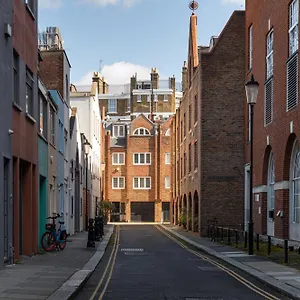 Daire New 3bed With Air Con In Chelsea *