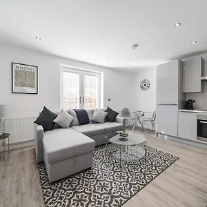Amazing Bright 1bed Flat London