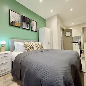 Apartment Battersea Serviced London