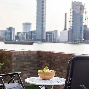 Apartment Thames-line London