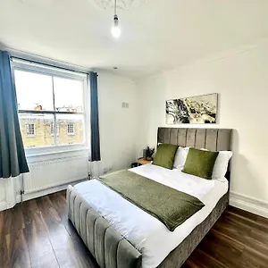 Stunning 4 Bedroom Flat In Kingscross, St Pancras! * London