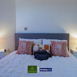 شقة One Bedroom By Arhouse Short Lets & Serviced Kingston With Free Wifi *