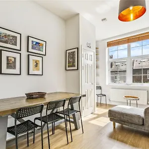 Homely 1 Bedroom Flat With Parking In *