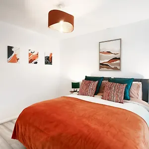 Holiday home Reductions On Short - Chic & Cosy, Modern Nightingale Retreat! Easy Access To Tottenham Hotspurs *