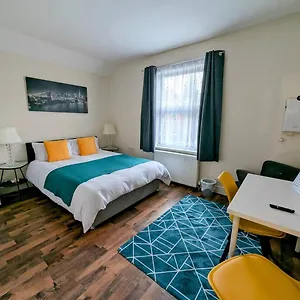 King En Close To Heathrow Airport Apartment *