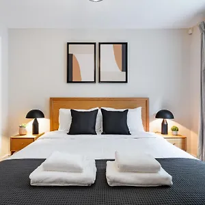 Bridgeview Retreat, 2bed 2bridge Apartment London