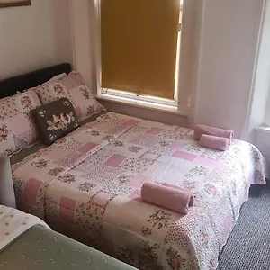 Cosy Flat In