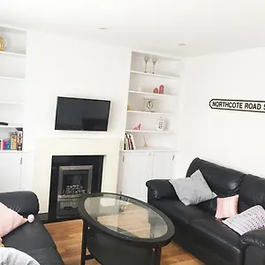 New 2bd Flat Heart Of Battersea - Close To Station Лондон