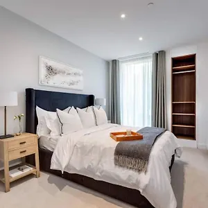 Two Bedroom With Two King Size Bed London