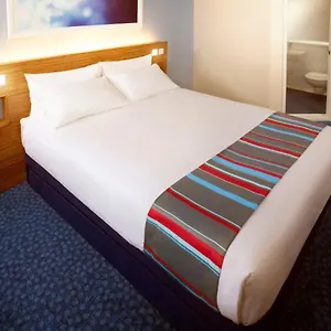 Hotel Comfort Tower Of 3*