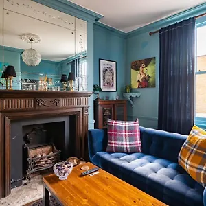 Charming With Roof Terrace In East By Underthedoormat *