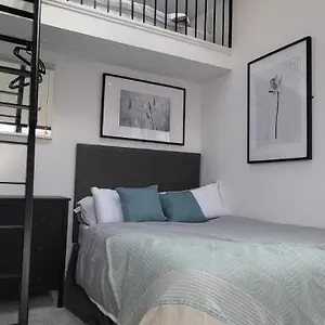 Stunning New Build Mezzanine Style *