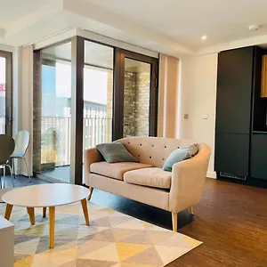 Royal Wharf London