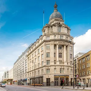 Travelodge Road Hotel 3*