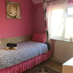 Becontreelodge * Dagenham