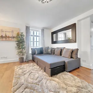 Modern Deluxe 2 Bedroom In Canning Town Excel Centre *
