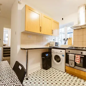 Mile End Double 86a * London