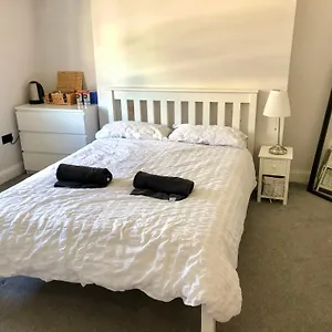 Homestay Double Haggerston London