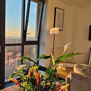Apartment East London Penthouse With Views