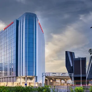 Hilton Garden London Heathrow Terminal 2 And 3 Hotel 4*