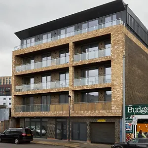 Apartment Canning Town By Viridian London