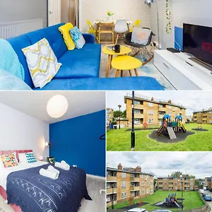 Spacious 2-bedroom With Terrace, Garden Views & Free Wifi Near Olympic Stadium