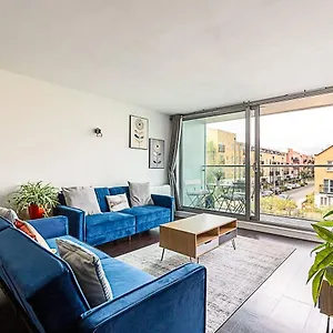 Airy 2-bedroom Flat With Balcony Apartment *