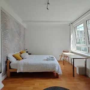 Stunning Large Double Bed Homestay *