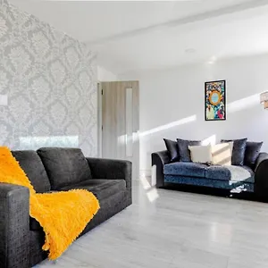 Stylish Flat In Trendy Bricklane * London