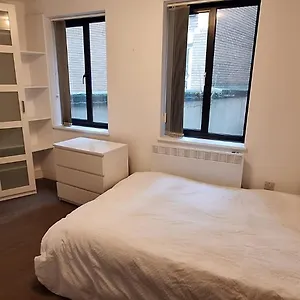 Cozy En-suite In In Shared Flat