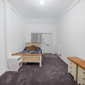 Apartment Hububb Loxford
