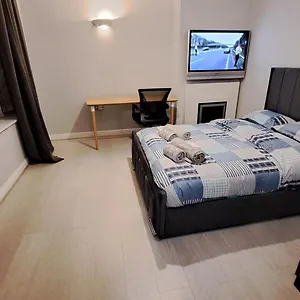 Fenia Estate Guest house
