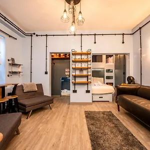 Harry Potter Cupboard Apartment *
