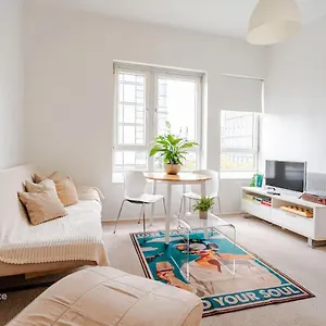Skyline Loft Life In Old Street Up To 6 People! Apartment London