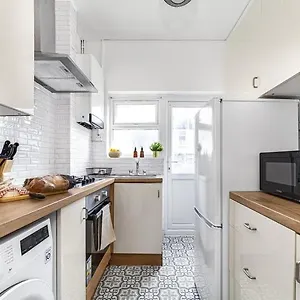 Boutique Double In Rb Greenwich Elizabeth Line 10 Minutes Away * Plumstead (Greater London)