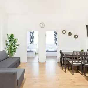 Apartment Brilliant 2 Bedrooms Flat Next To The Station *