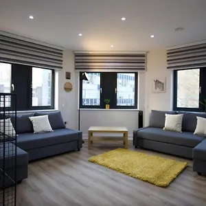 In Aldgate East 5 * London