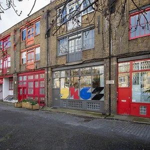 Contemporaru In Shoreditch * London