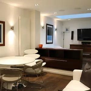 Apartment Wentworth London