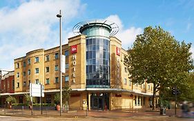 Ibis London Stratford Hotel Exterior photo