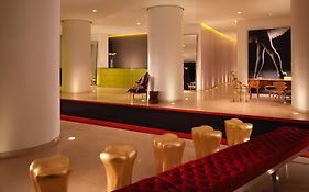St Martins Lane London Hotel Exterior photo