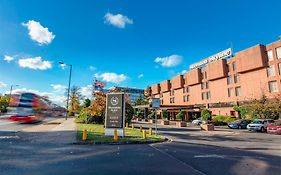Sheraton Skyline Hotel London Heathrow Hillingdon Exterior photo