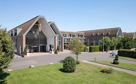 Hilton London Syon Park Hotel Brentford Exterior photo