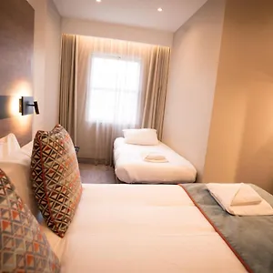 Oxford Otel