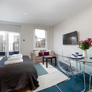 Capital Sloane Street With Balcony Apartment *