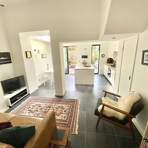 Stunning With Garden In The Heart Of Hackney, East Apartment London
