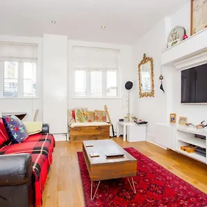 Trendy East Near Shoreditch Apartment London